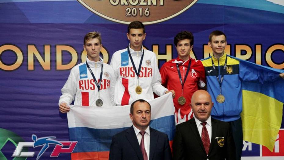 Воронежские спортсмены взяли 3 медали на первенстве Европы по тхэквондо