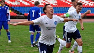 Хавбек «Факела» Ильнур Альшин: «Нам не хватало мощного Сальникова»