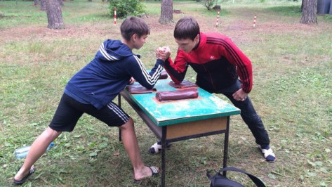 Студенты Воронежского ГУИТ посоревновались на турбазе «Сосновый бор»