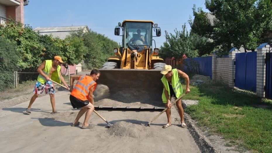 Дороги на 20 улицах частного сектора в Воронеже отремонтировали асфальтовым срезом