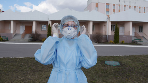 Количество новых выявленных случаев COVID-19 продолжило снижаться в Воронежской области