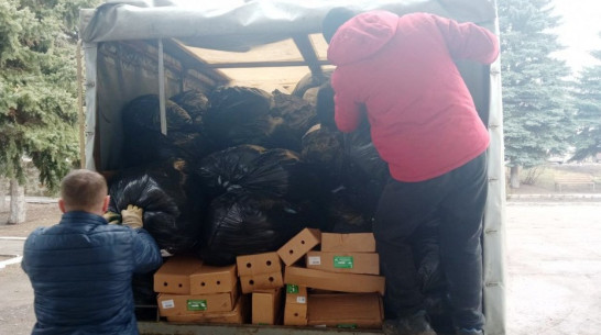 Делегация Хохольского района доставила 4 т гуманитарной помощи в ЛНР