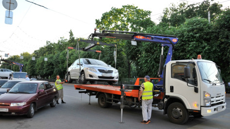 В Воронеже запланировали запуск системы оповещения водителей об эвакуации машин