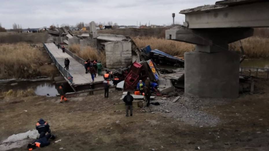 В Воронежской области на время ремонта обрушившегося моста организуют понтонную переправу