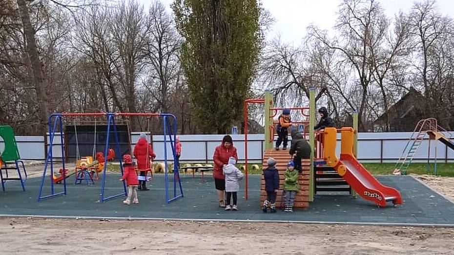 В петропавловском селе Старая Криуша оборудовали площадку детского сада за 1,4 млн рублей