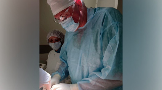 Воронежские врачи удалили пациентке гигантскую доброкачественную опухоль