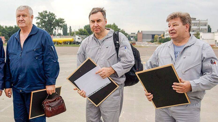 Президент посмертно наградил экипаж разбившегося в Подмосковье воронежского Ил-112В