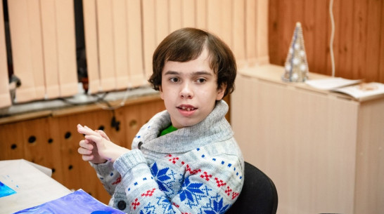 «Верю, что сын будет ходить». Как помочь 15-летнему Филиппу Казарцеву из Нововоронежа