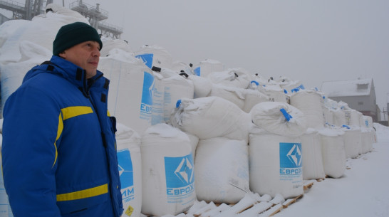 Нижнедевицкие аграрии запаслись удобрениями