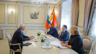  Губернатор и Алексей Волин обсудили проведение русско-японского медиафорума в Воронеже
