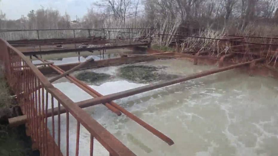 На озеро нечистот пожаловались жители поселка под Воронежем
