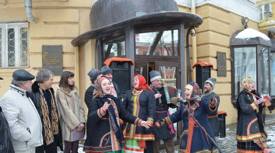 Владелец крупнейшей в России есенинской коллекции Павел Пропалов передаст свое собрание воронежскому музею