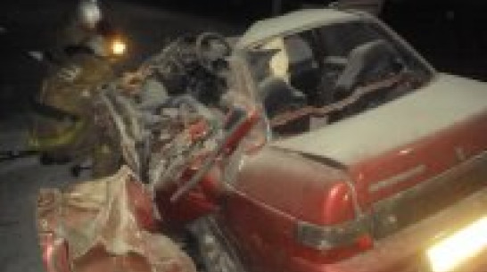 Водитель «ВАЗа» разбился на трассе М4 в Воронежской области