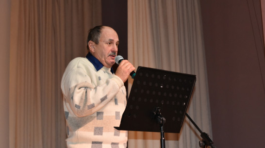 Грибановцев позвали на творческую встречу с местным поэтом Николаем Некрыловым
