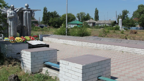 В Новохоперском селе началась реконструкция  парка 