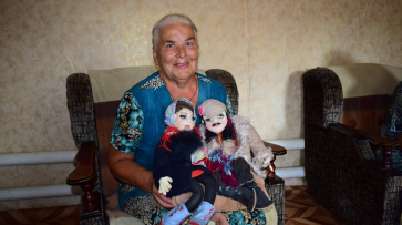 Возвращение в детство. Мастерица из Воронежской области создает похожие на людей куклы