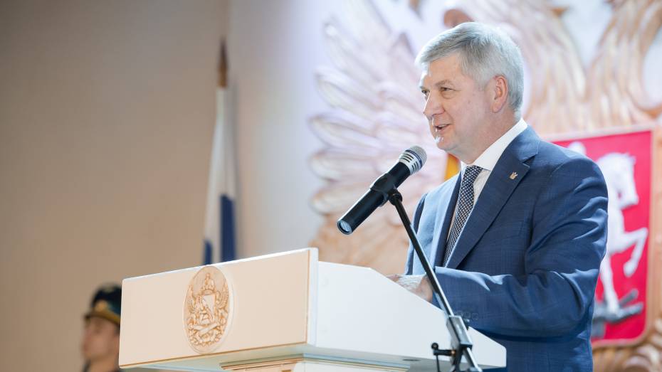 Воронежский губернатор: за всеми военными контрактниками сохранятся рабочие места