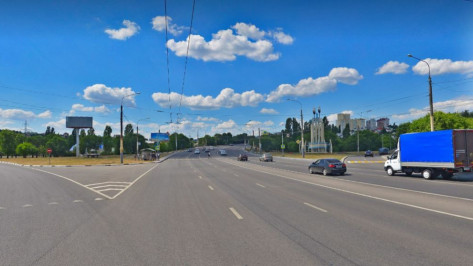В Воронеже на неделю перекроют съезд на Петровскую набережную