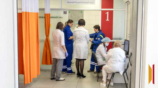 В минздраве рассказали о состоянии пострадавших при ДТП в центре Воронежа