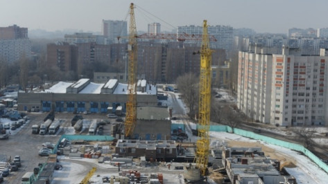 Следствие: кран, трос которого оборвался на стройплощадке в Воронеже, был исправен