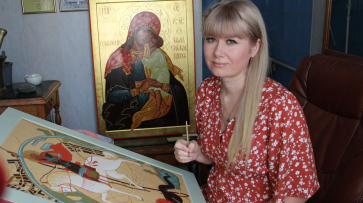 Жительница Верхнего Мамона напишет посвященную событиям ВОВ икону