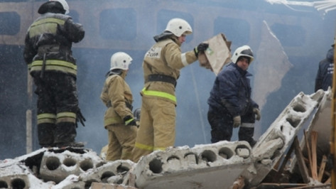 Спасатели разобрали завалы после взрыва в воронежской сауне