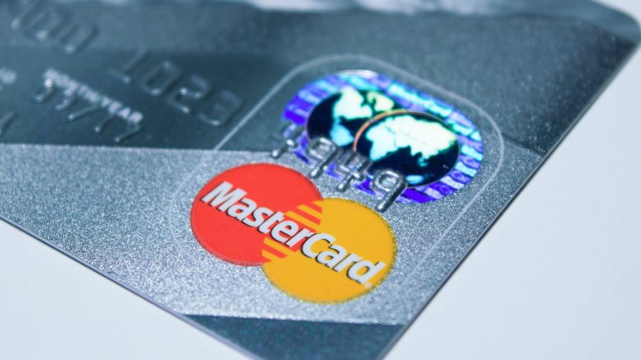 Платежные карты VISA и MasterCard российских банков продолжат работать в России