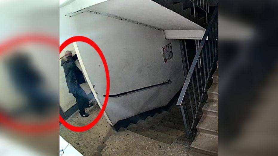 Воронежец, избивший пенсионера тростью в лифте, получил 3,5 года колонии строгого режима