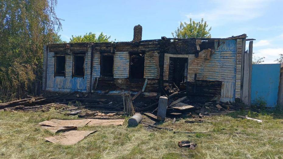 Пенсионерка из бобровского села Коршево скончалась от полученных при пожаре ожогов