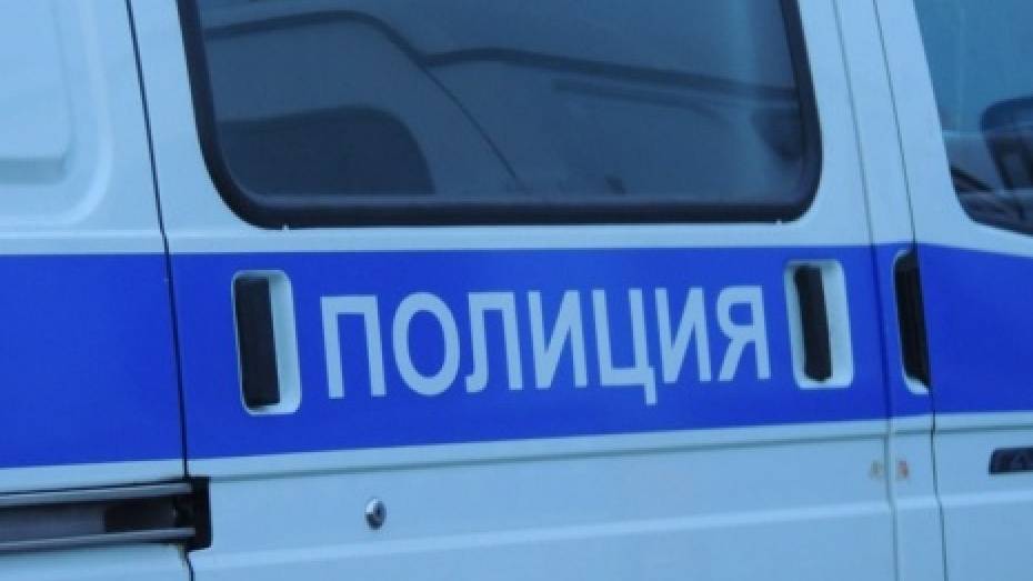 В Воронеже грабители отняли у пьяного мужчины 24 тыс рублей
