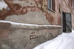 В Воронежской области будут поэтапно контролировать расселение из аварийного жилья