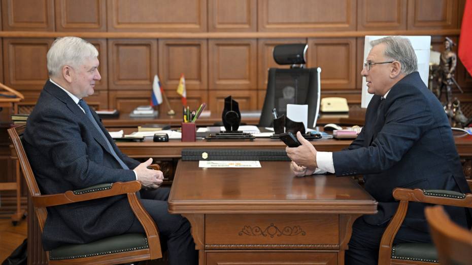 Губернатор Александр Гусев обсудил сотрудничество Воронежской области с Чеченской Республикой