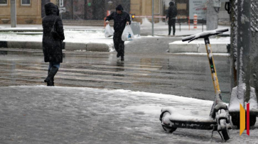В Воронежской области продлили желтый уровень погодной опасности из-за сильного мокрого снега