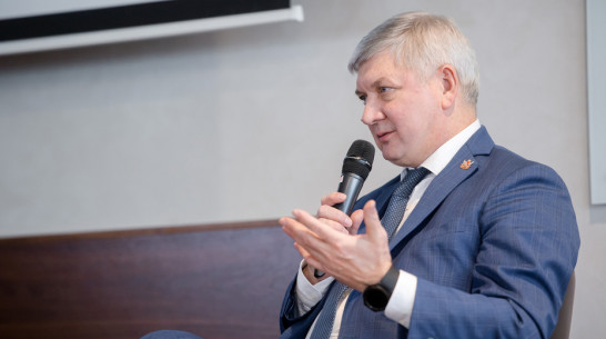 Губернатор Александр Гусев: будем наращивать потенциал сотрудничества власти с общественниками