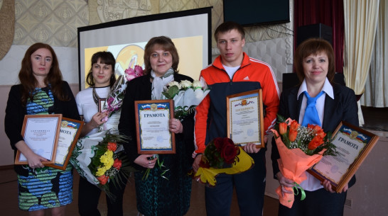 В Рамонском районе выбрали учителя года-2016