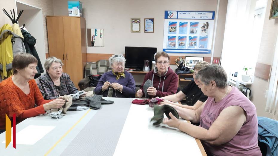 Репьевские журналисты запустили благотворительную акцию «Теплый привет из дома»