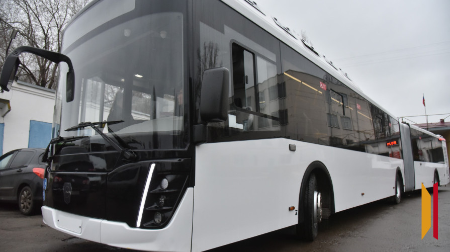 Прокатились на «гармошке». Корреспонденты РИА «Воронеж» оценили новые автобусы