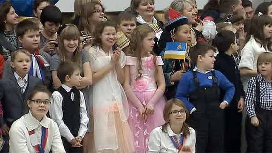 На новогодней елке в Кремле побывали 32 ребенка из Воронежской области