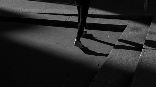 Пропавшая в Воронеже 15-летняя девушка с татуировкой на затылке вышла на связь, но не вернулась домой