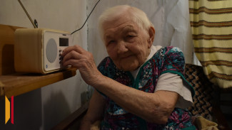 «Чтобы голова была светлая, нужно учить стихи». Жительница Воронежской области Валентина Соломахина отметила столетний юбилей