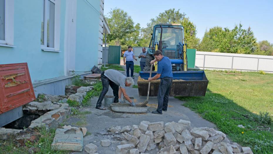 В калачеевском селе Новомеловатка в школе сделают капитальный ремонт