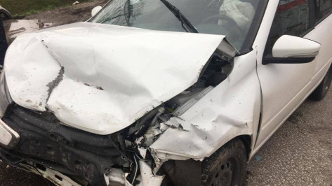 Водитель Hyundai, виновный в ДТП с 3 пострадавшими, скрылся с места аварии под Воронежем