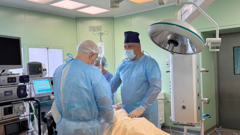 Появилось видео с попавшей в ДТП беременной жительницей Воронежской области, которую спасли врачи