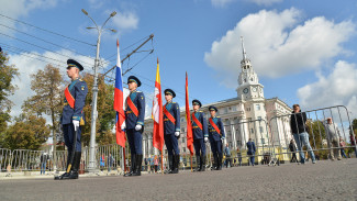 В День города в Воронеже организуют 7 проходов к площади Ленина