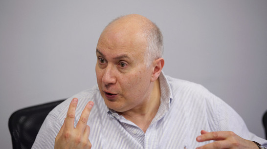 В апреле Матвей Ганапольский трижды встретится с воронежцами