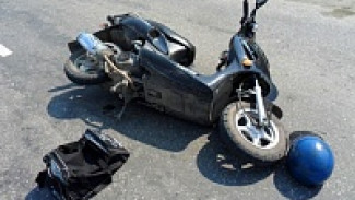 В Воронежской области несовершеннолетний вылетел с мопеда