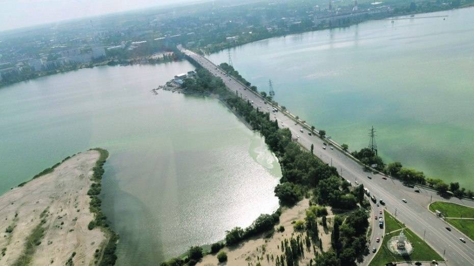 Специалисты достанут из Воронежского водохранилища 300 тыс куб м ила за год