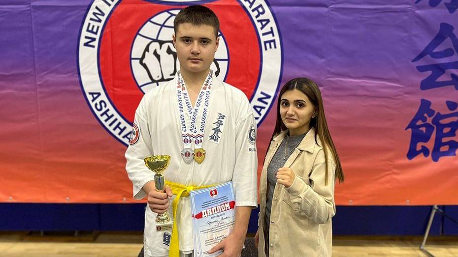 Кантемировский каратист победил на межрегиональном чемпионате