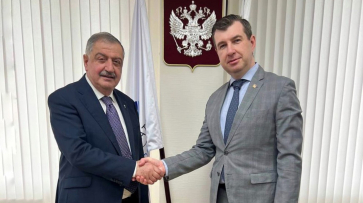 Первый зампред воронежского правительства Данил Кустов обсудил развитие Нововоронежа с представителем «Росэнергоатома»