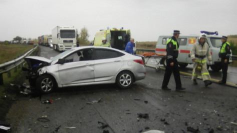 ДТП с 4 пострадавшими в Воронежской области спровоцировало на М4 пробку в 15 км